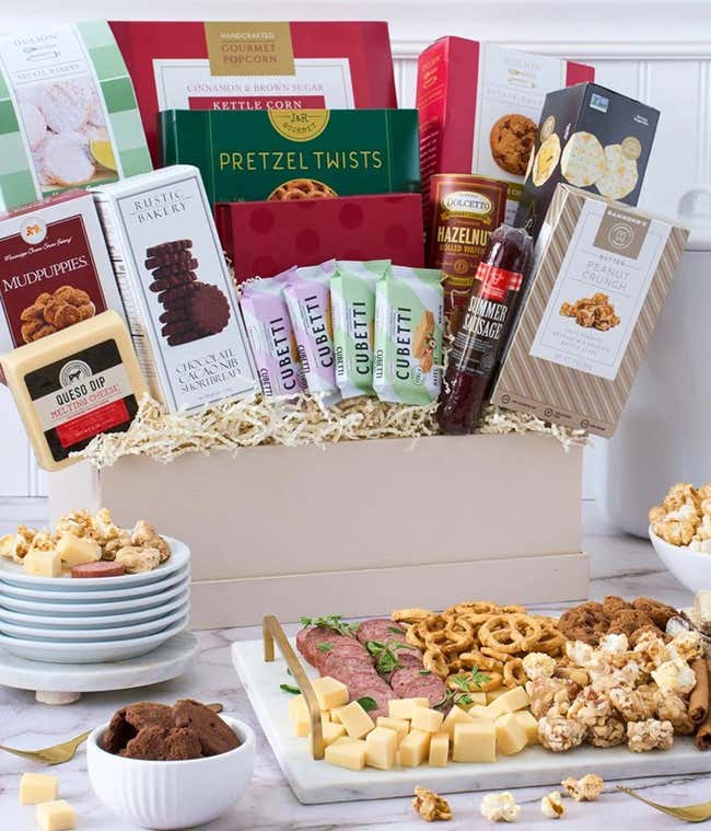 Premium Gourmet Snack Basket